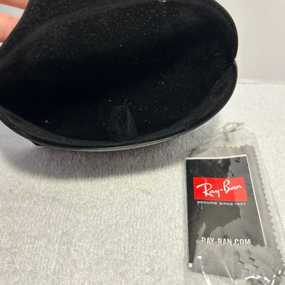 Ray-Ban Sunglasses Case Black Faux Leather Snap Closure with Cleaning Cloth